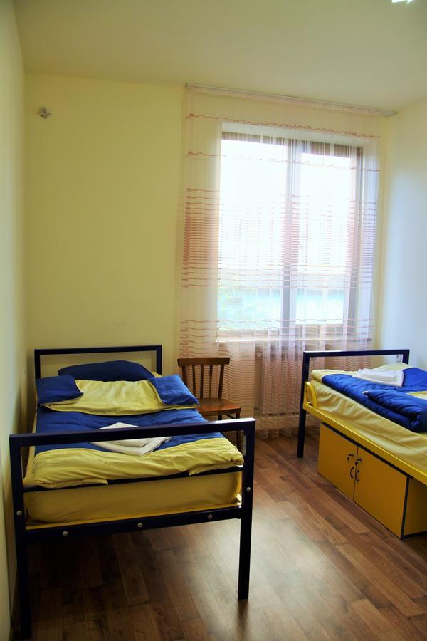 Shat Lav Hostel เยเรวาน ภายนอก รูปภาพ