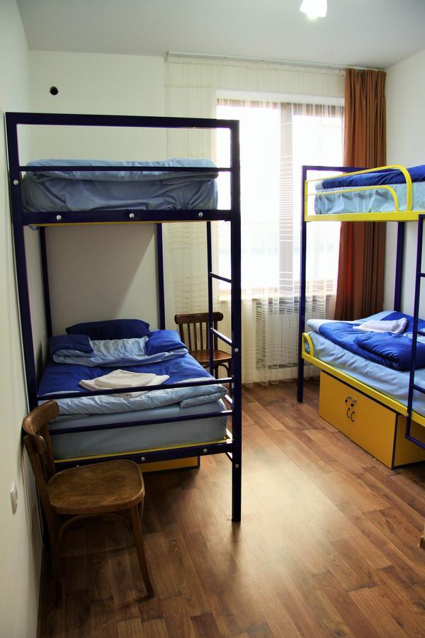 Shat Lav Hostel เยเรวาน ภายนอก รูปภาพ